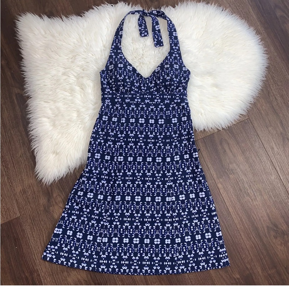 Athleta pack everywhere halter dress, cute pattern, size 6, like new, navy/white